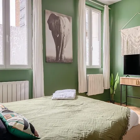 Chez Guillaume - Jungle Renove Balneo A La Gare *