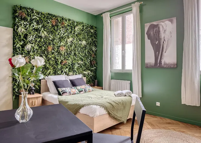 Chez Guillaume - Jungle Renove Balneo A La Gare Apartmán *